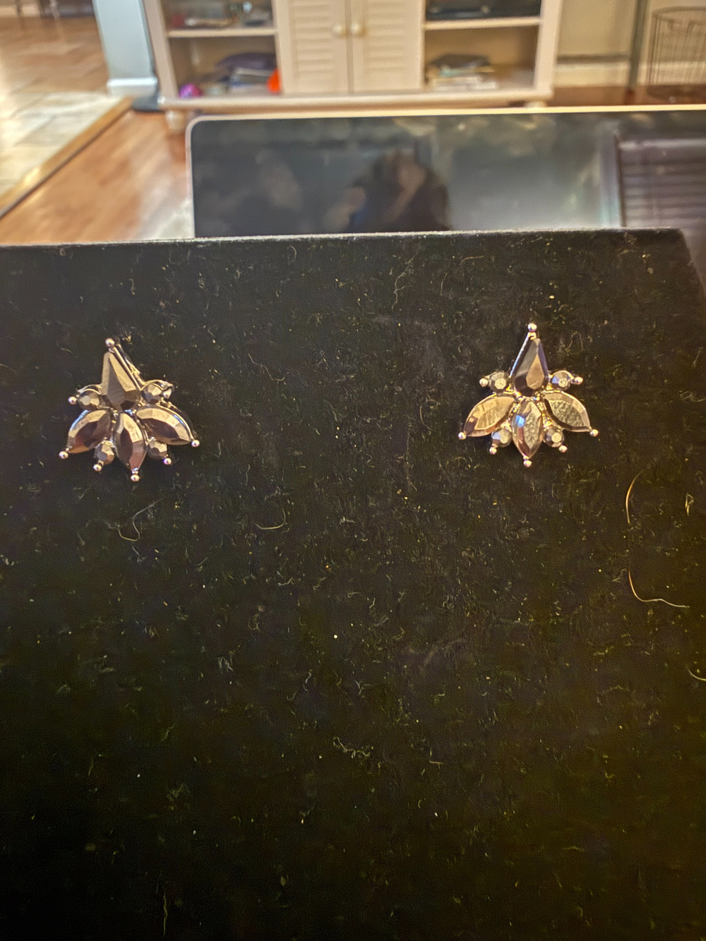 Vintage Crystal Floral Stud Earrings Gold Tone - Used